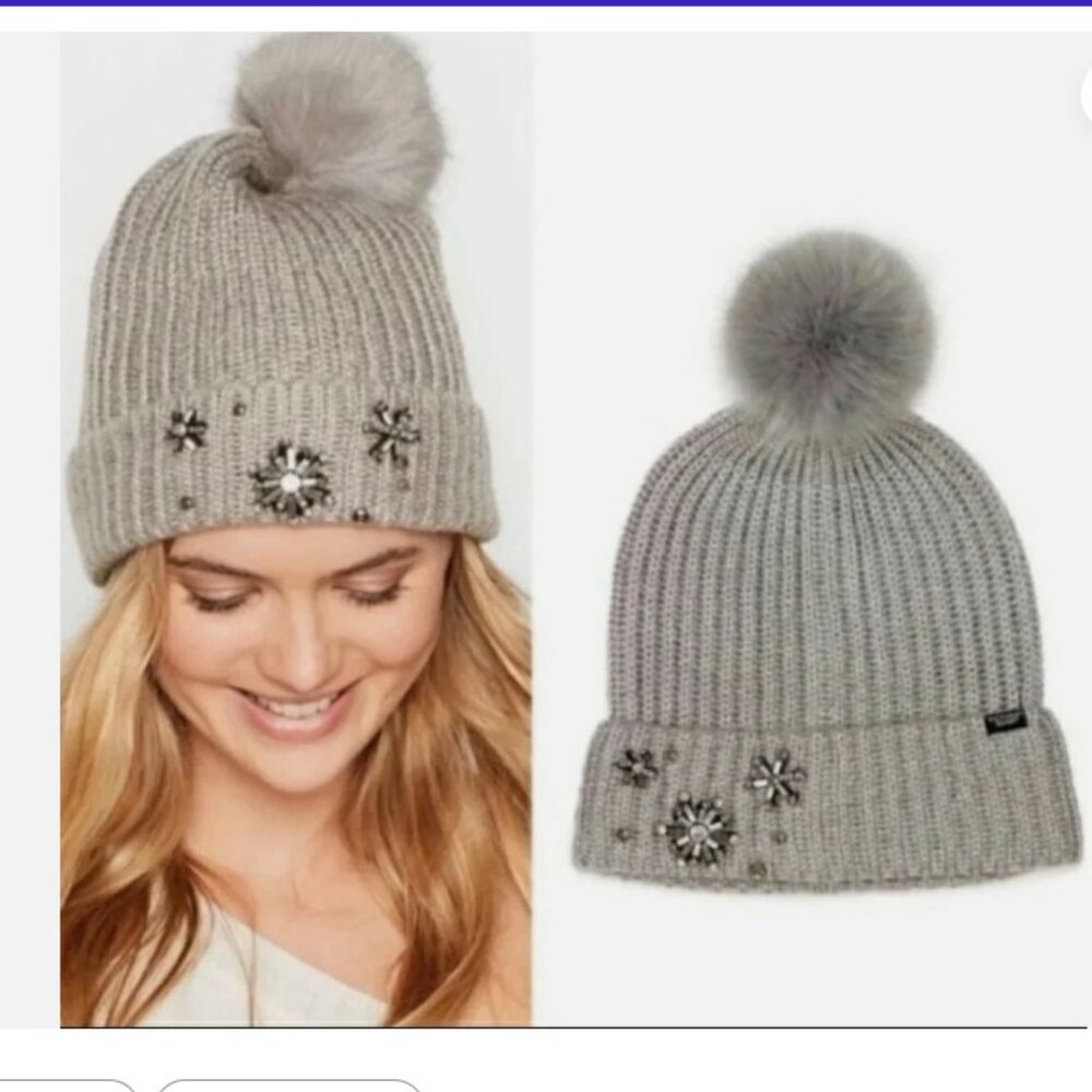 NWOT Victoria's Secret Snowflake Sparkle Pom Pom Hat Beanie in Gray‎